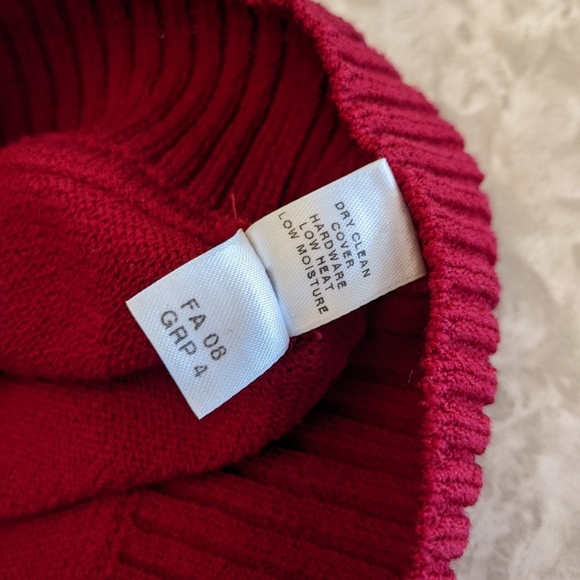 St. John Sport Boat Neck Sweater - Picture 5 of 9